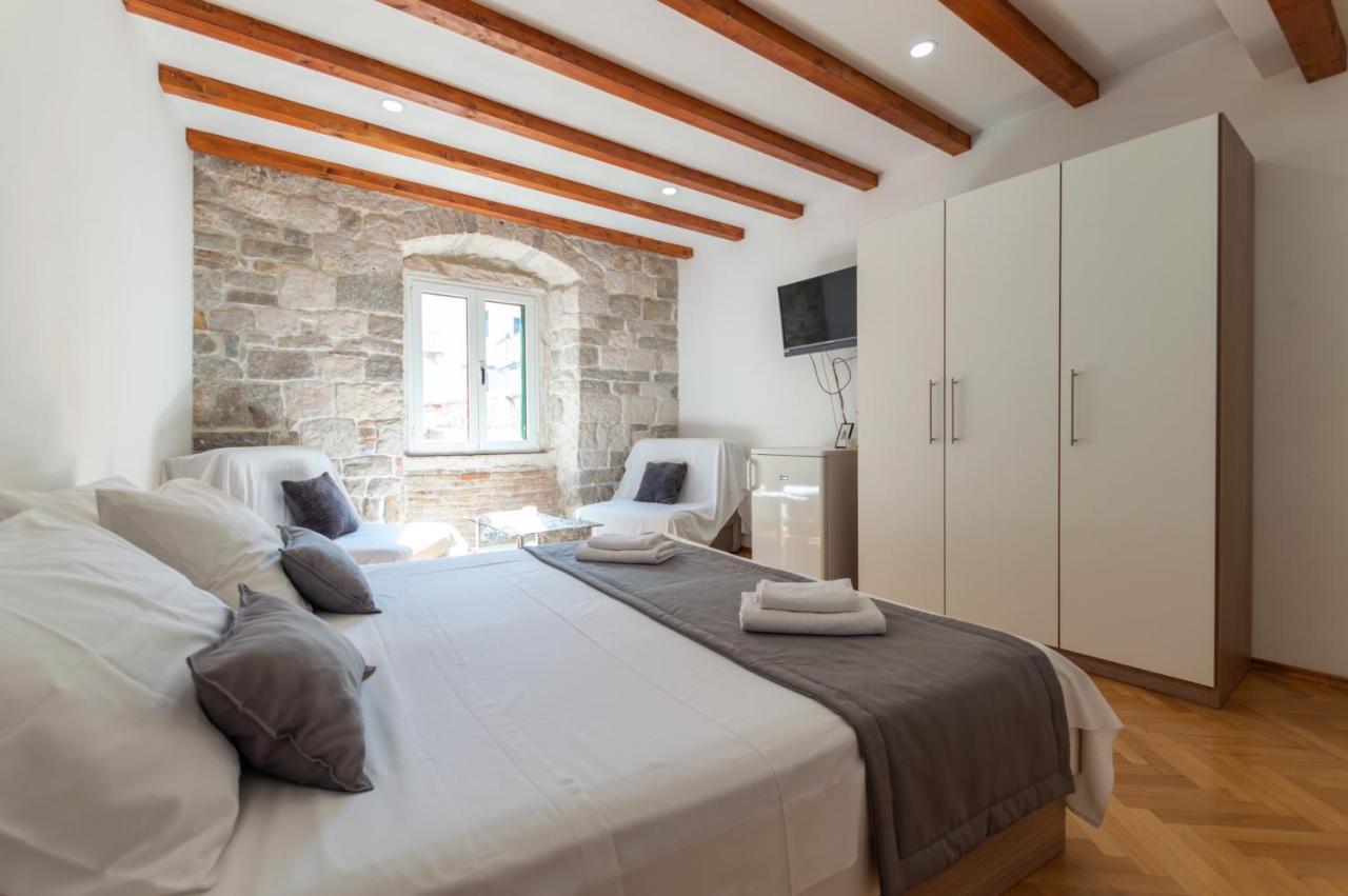 Camenno Apartments-The Heart Of Diocletian'S Palace-Open All Winter! Split Exterior photo