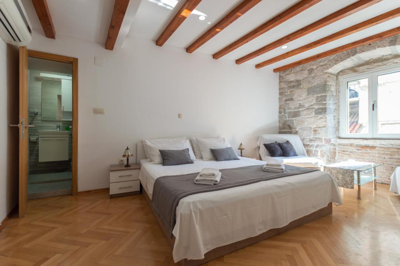 Camenno Apartments-The Heart Of Diocletian'S Palace-Open All Winter! Split Exterior photo